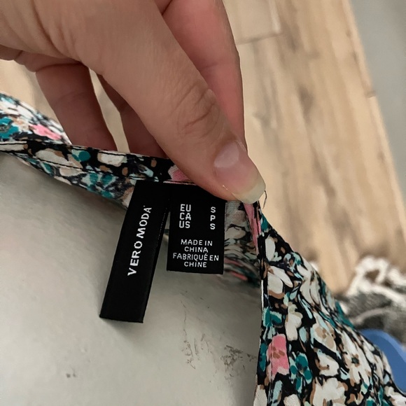 Vera Moda Wrap Blouse - Picture 3 of 3